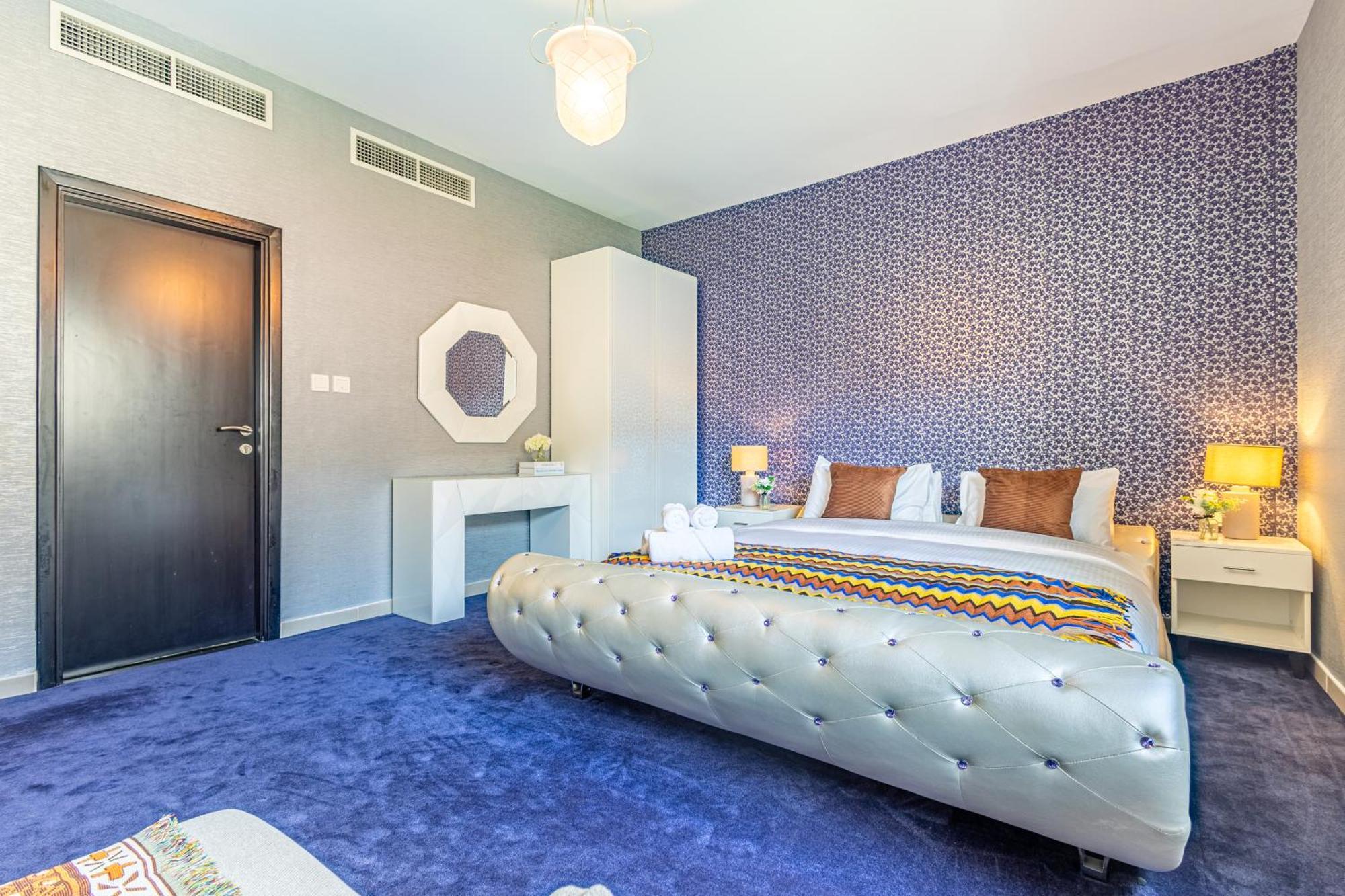 Modern Oasis - Elegant Cave - Family Heaven - Designer's Paradise - 10 Min Away From Airport, Yas Island, Formula 1, Ferrari World, Seaworld, Warner Bros World Apartment